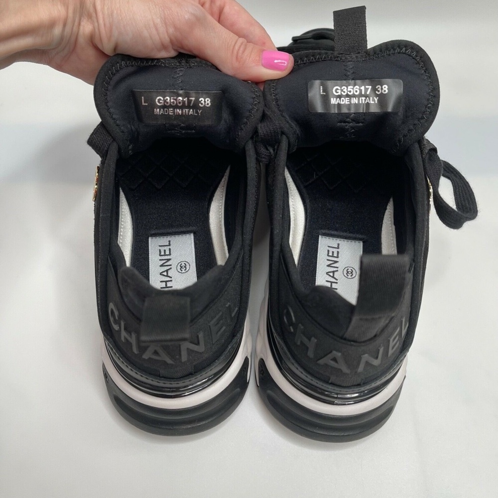 ❌❌ SOLD Chanel NIB 2021 Black Calfskin Gold CC Logo 38 EUR Runners Trainers - Picture 10 of 12